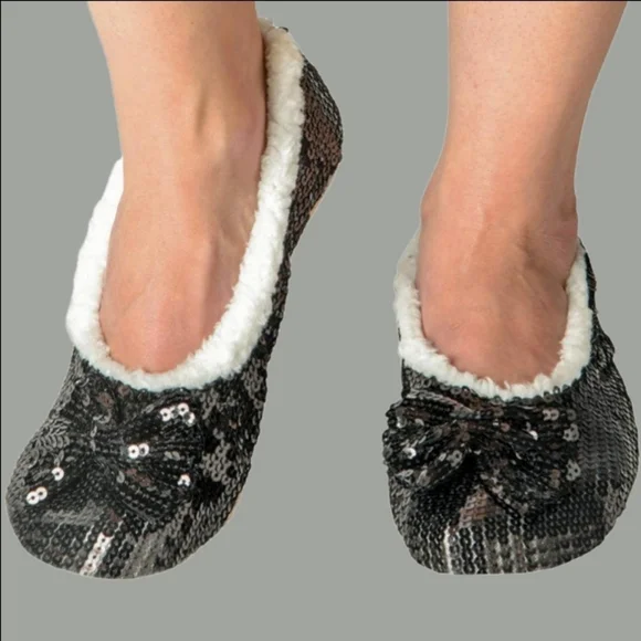 SNOOZIES SEQUIN SLIPPERS BLACK WOMENS SIZE MEDIUM‎ SHOE SIZE 7-8 NWT - Picture 6 of 8